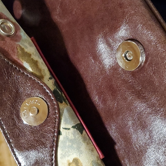 HOBO Clutch - Picture 9 of 9